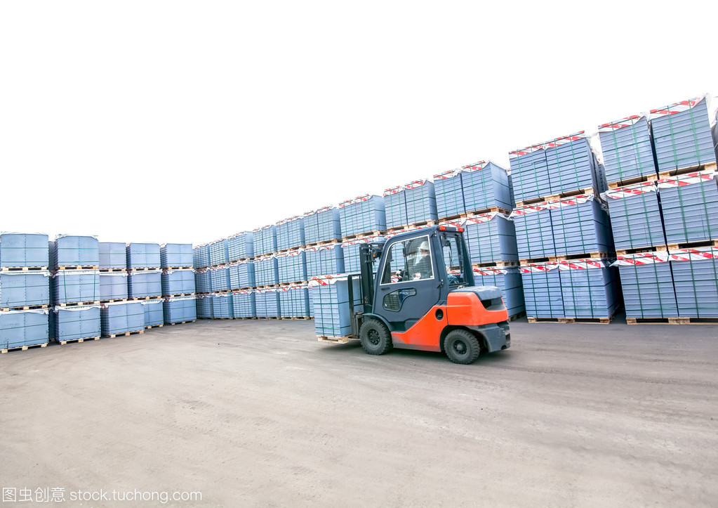 自动化未来 装载机砼砌块房屋建筑工厂及其周边销售生态